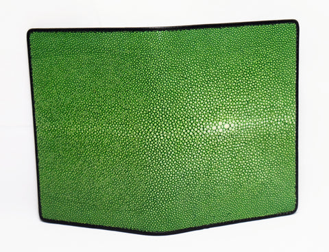 Genuine stingray passport cover color: 'leaf green'