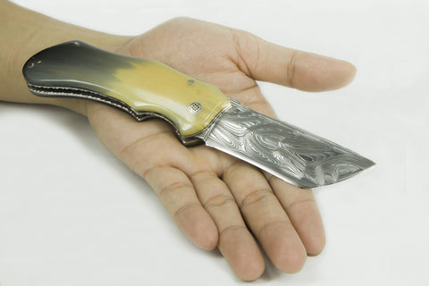 “WINDY BLADE” folding Damascus blade buffalo horn handle