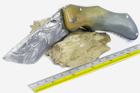 “WINDY BLADE” folding Damascus blade buffalo horn handle