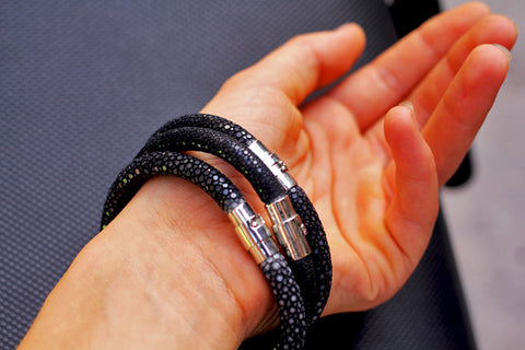 STINGRAY BRACELET with magnetic catch "black"