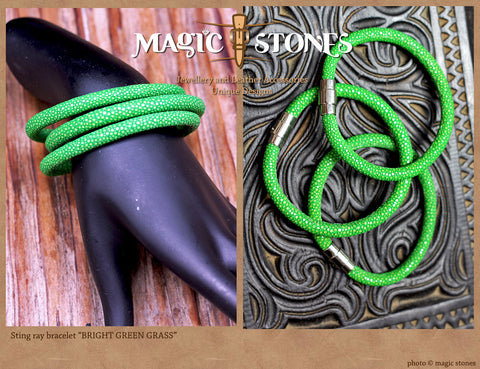 STINGRAY BRACELET with magnetic catch "bright green grass"
