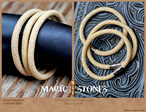 STINGRAY BRACELET "creamy skin" color with magnetic catch