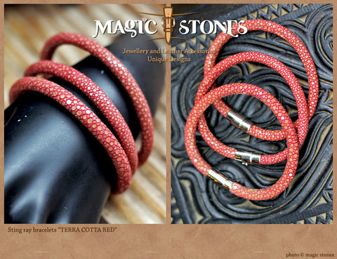 STINGRAY BRACELET "Terra cotta red" color with magnetic catch
