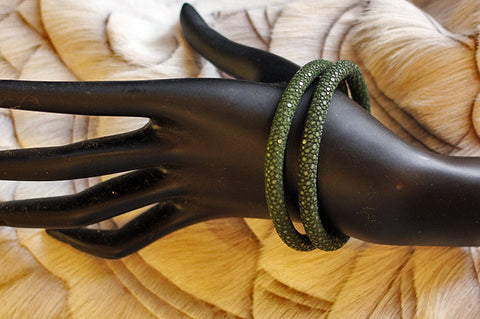 STINGRAY BRACELET "bottle green" colore with magnetic catch