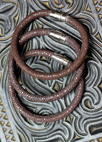 STINGRAY BRACELET "chocolate brown" color with magnetic catch